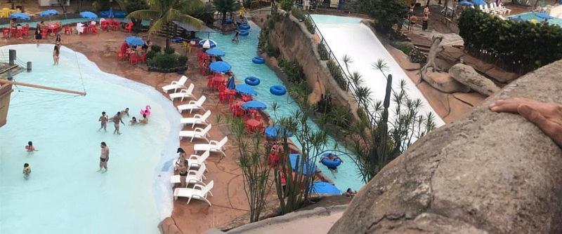 Piazza Diroma Acesso Diroma Acqua Park Gratuito Star Temporada Aparthotel Caldas Novas Εξωτερικό φωτογραφία
