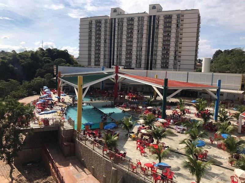 Piazza Diroma Acesso Diroma Acqua Park Gratuito Star Temporada Aparthotel Caldas Novas Εξωτερικό φωτογραφία