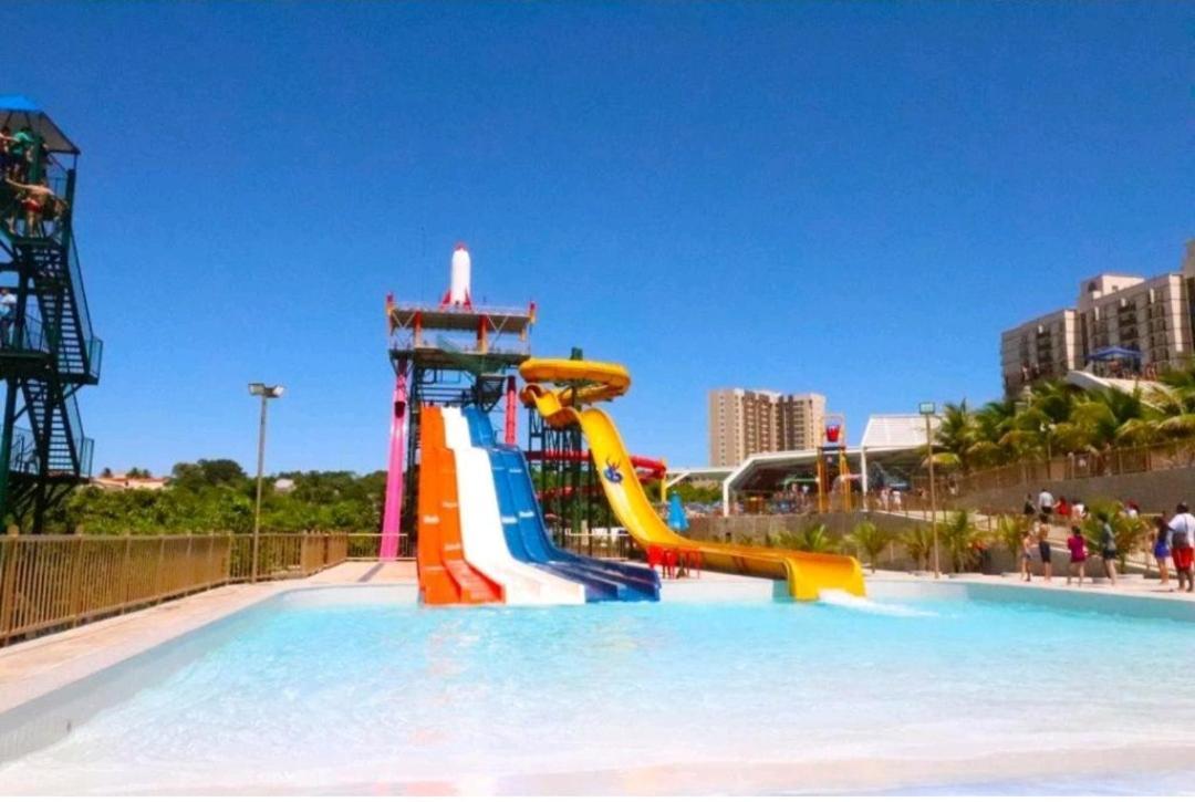 Piazza Diroma Acesso Diroma Acqua Park Gratuito Star Temporada Aparthotel Caldas Novas Εξωτερικό φωτογραφία